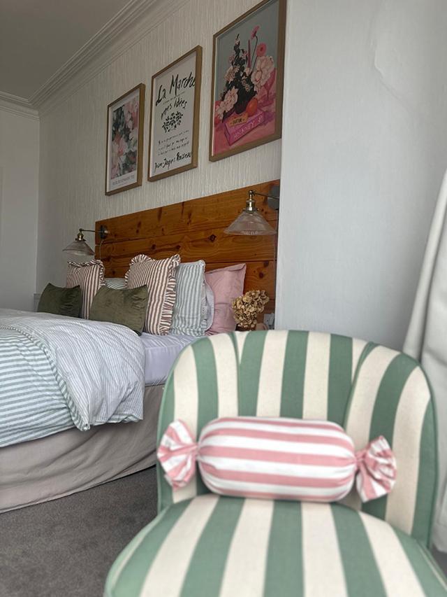 Mor Heli Guest House Крикийт Екстериор снимка